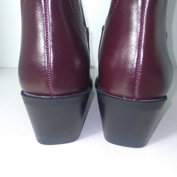 Women's Faux Leather Dark Burgundy CowGirl Heeled Boots NWOT- Size 9 - Picture 7 of 8